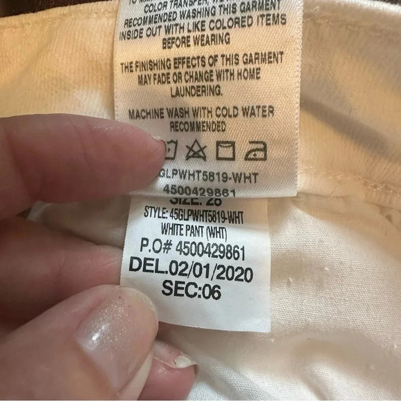 Joe’s Jeans White Flawless Cuff Crop Jeans - Picture 8 of 8